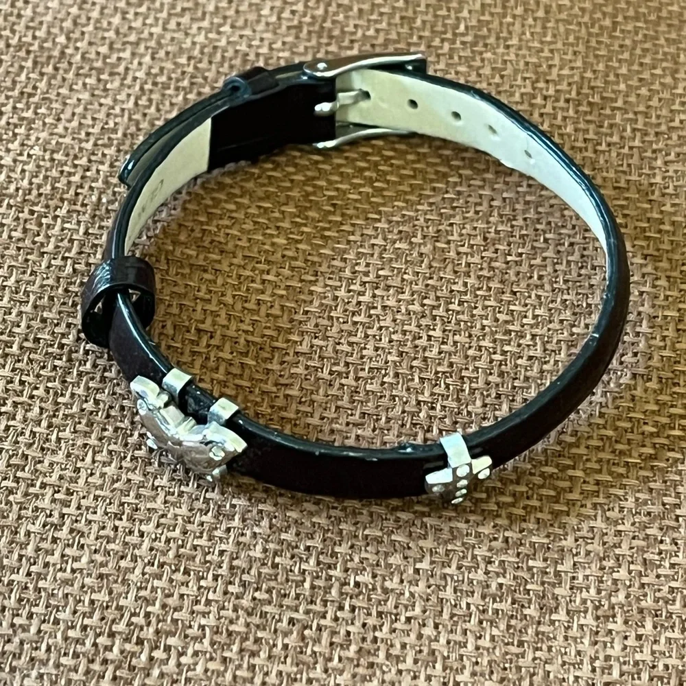 N/A black leather